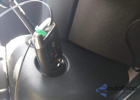 2016 Volkswagen Golf Gti S 4-Door z USA, uszkodzony, nr VIN 3VW5T7AU6GM060683